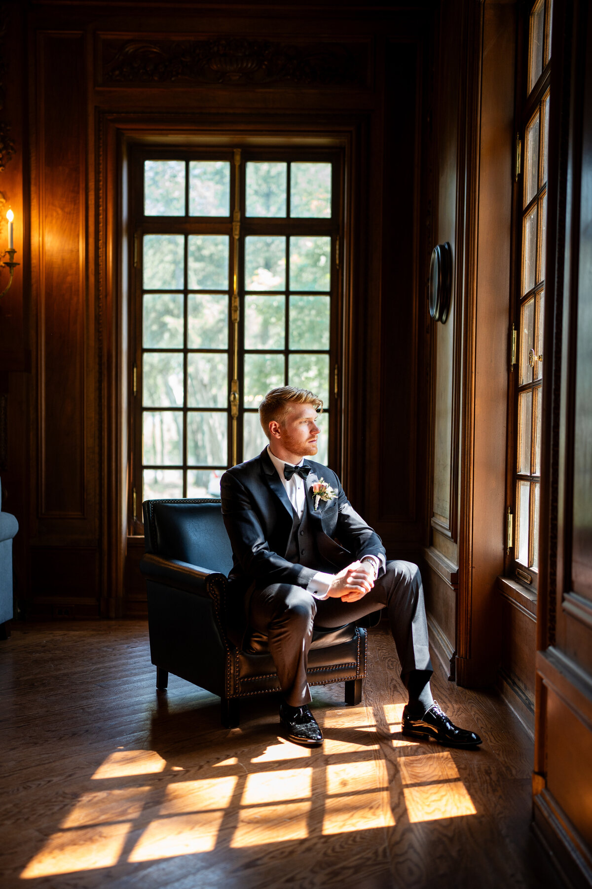5-Editors-Favorites-Armor-house-lake-forest-wedding-35 mm