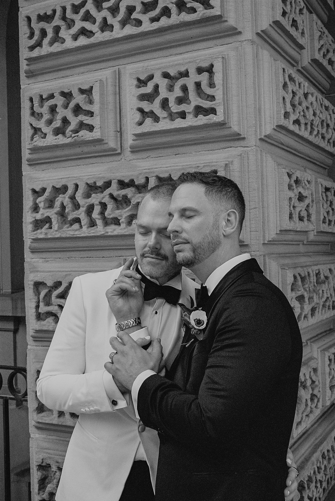 toront-university-club-lbtq+-wedding-couples-session-queer-positive-all-love-downtown-toronto-291