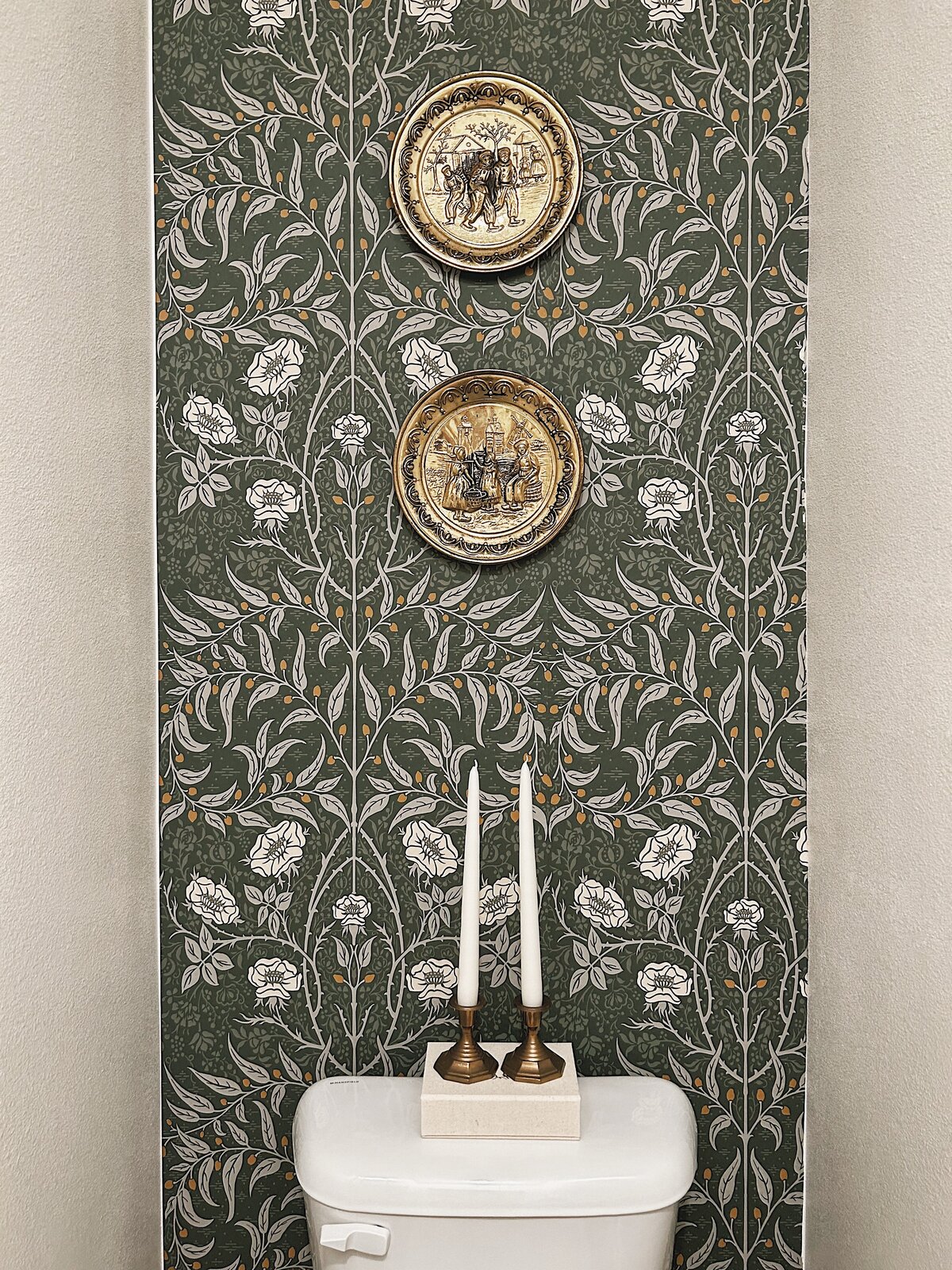 248E1ADC-C2F4-4DC4-B552-B9743E2799FA