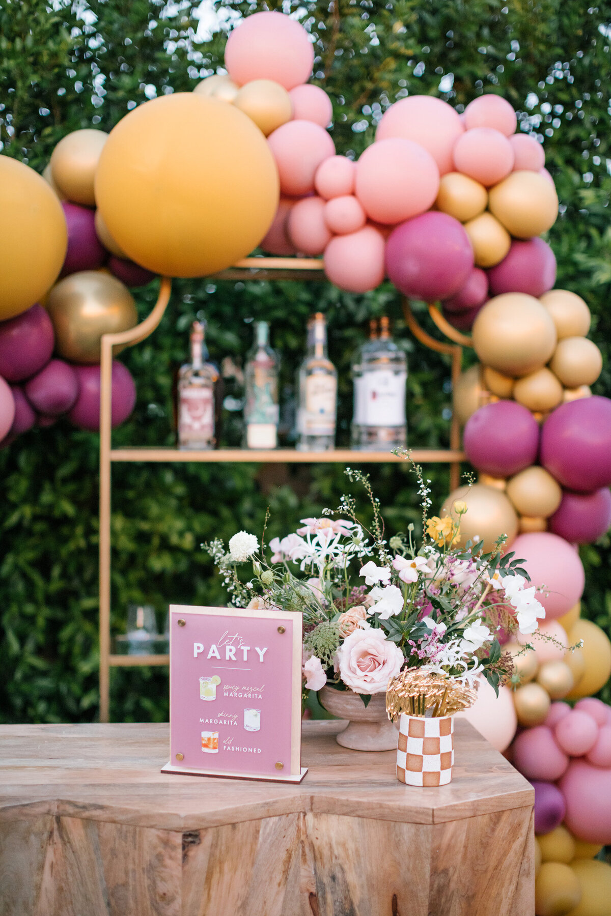 pirouette-paper-chic-40th-birthday-party  (17)