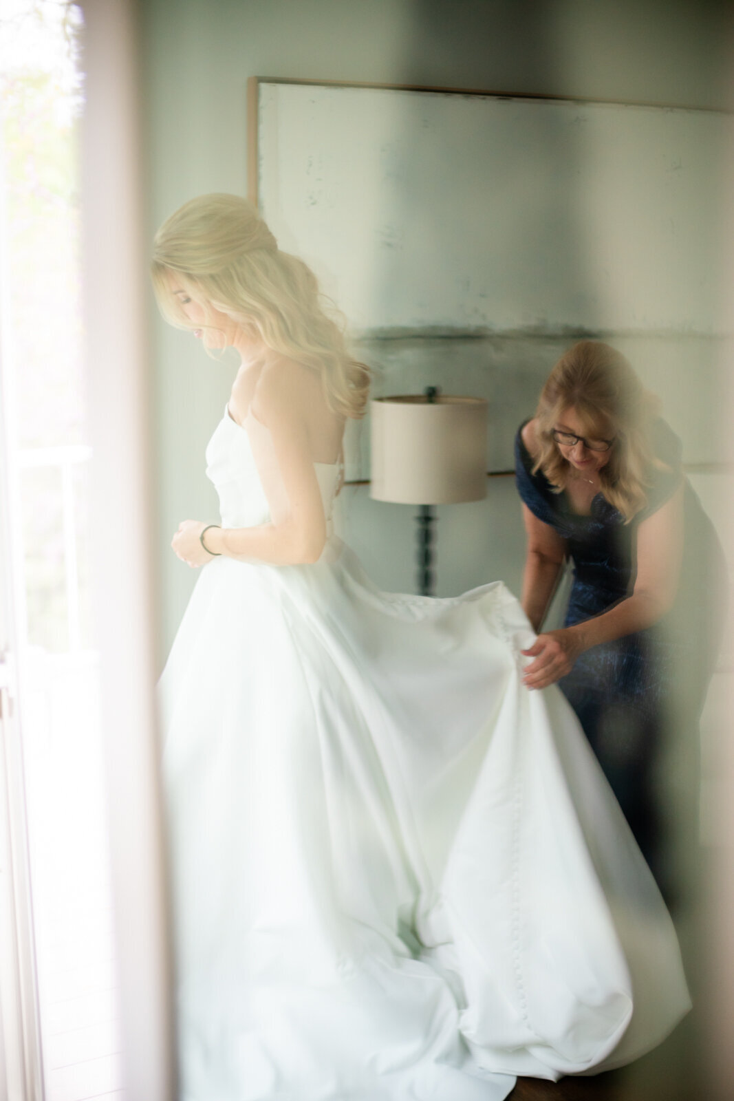 Grand Rapids Wedding Photographer JW Marriott520