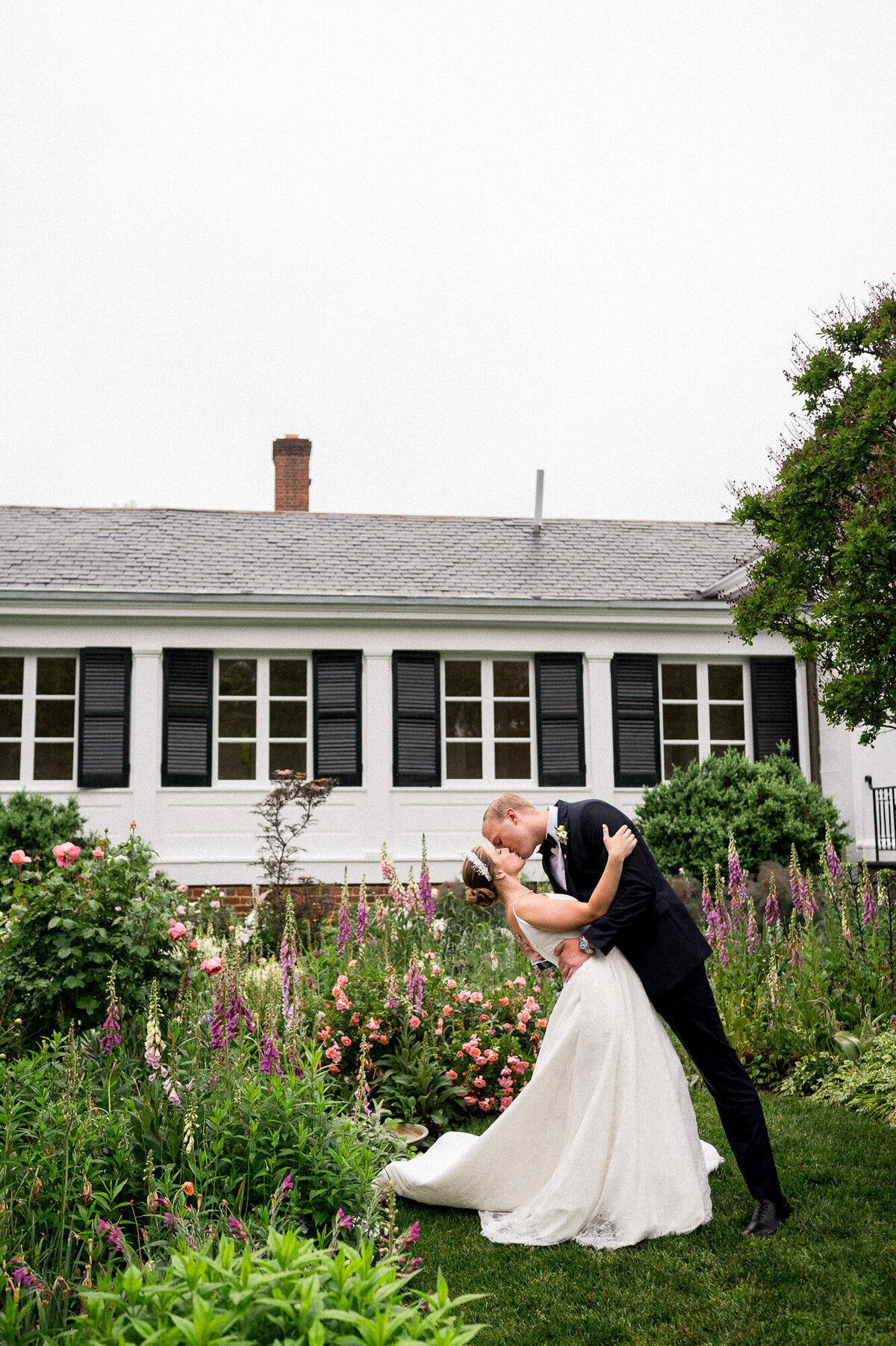 Farmington Country Club Wedding Photographer - Hunter and Sarah Photography-30