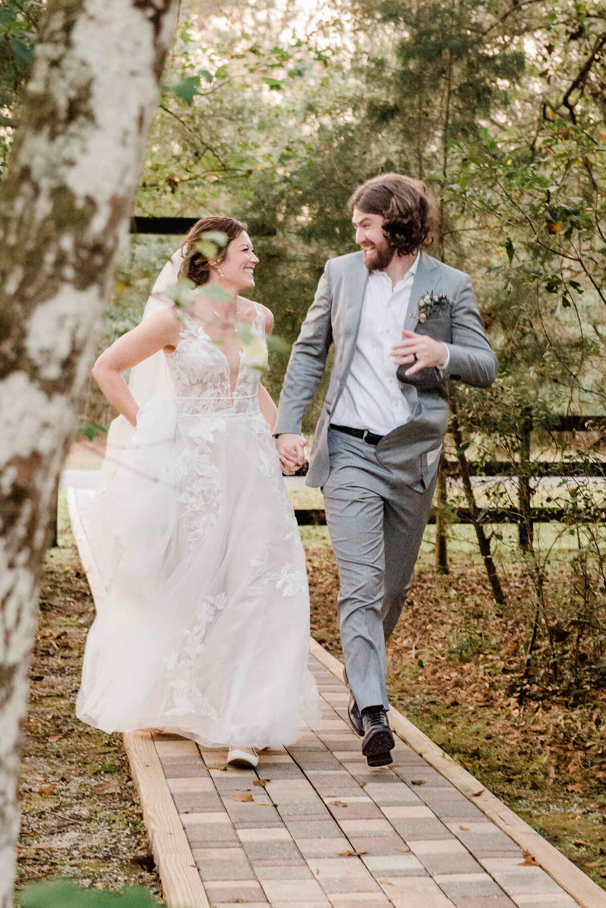 white-barn-wedding-dade-city-fl-63