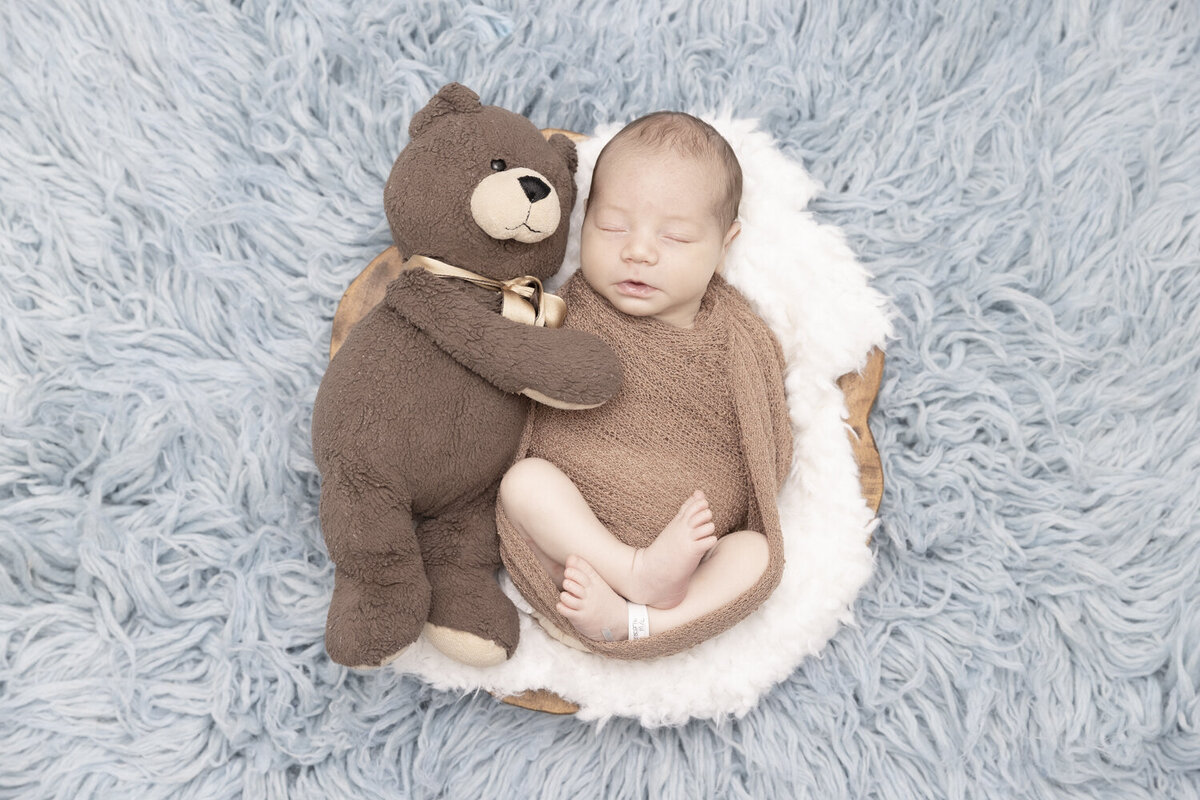 Studio-Newborn-Baby-Photography