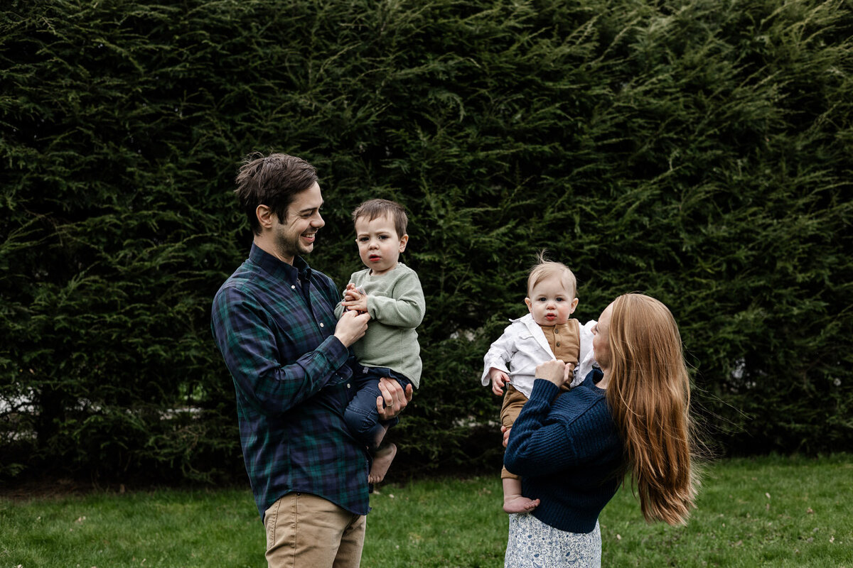 attleboro-ma-toddler-family-portraits
