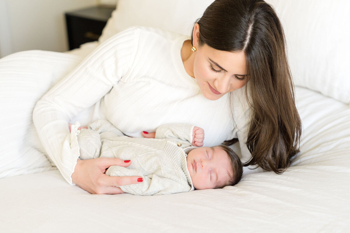 austin-newborn-photographer-lifestyle-session (15)