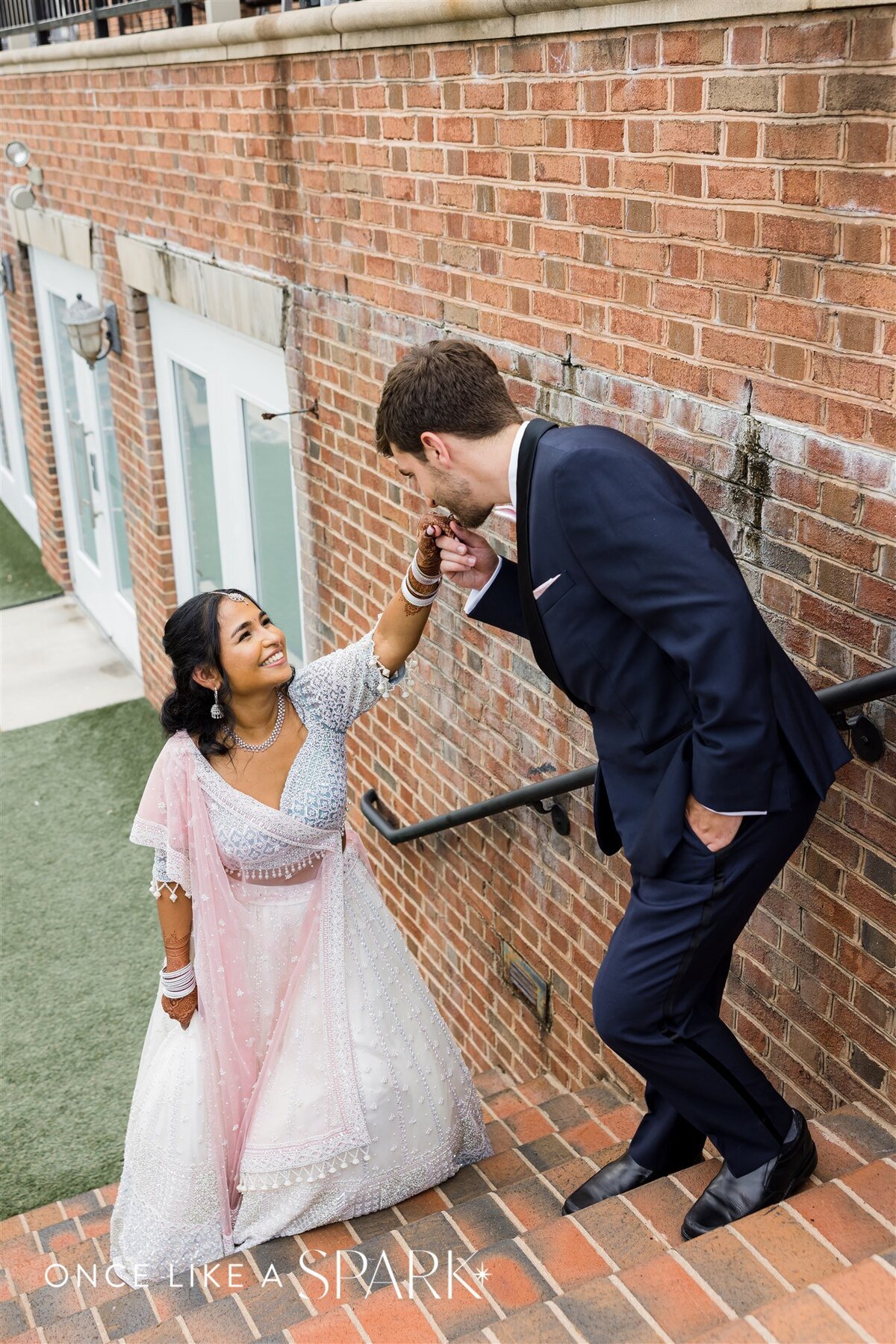 9809936911.jpg_m1.jpg_exif1