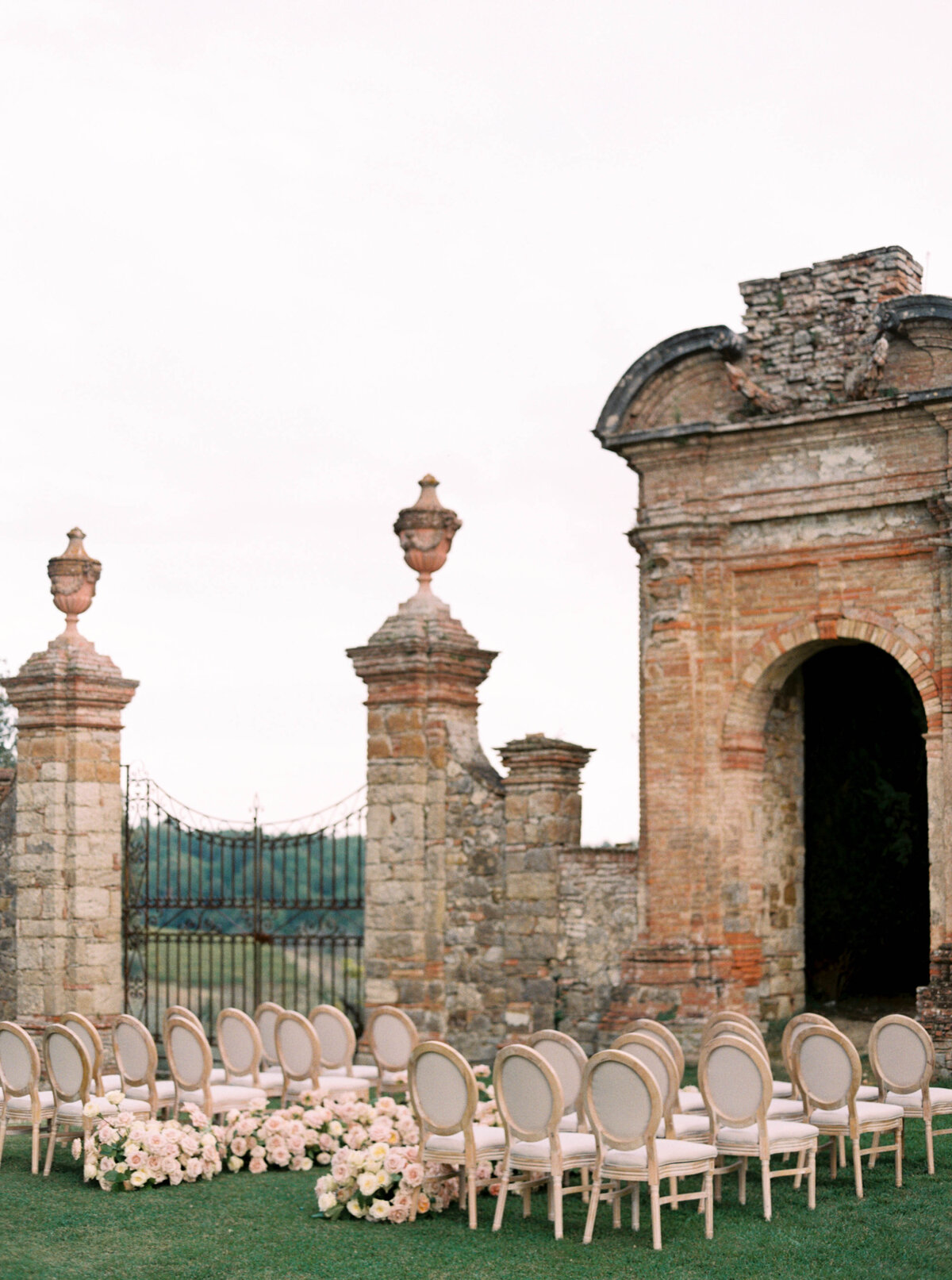 Tuscany Wedding Italy - Janna Brown - Wedding Photographer Tuscany