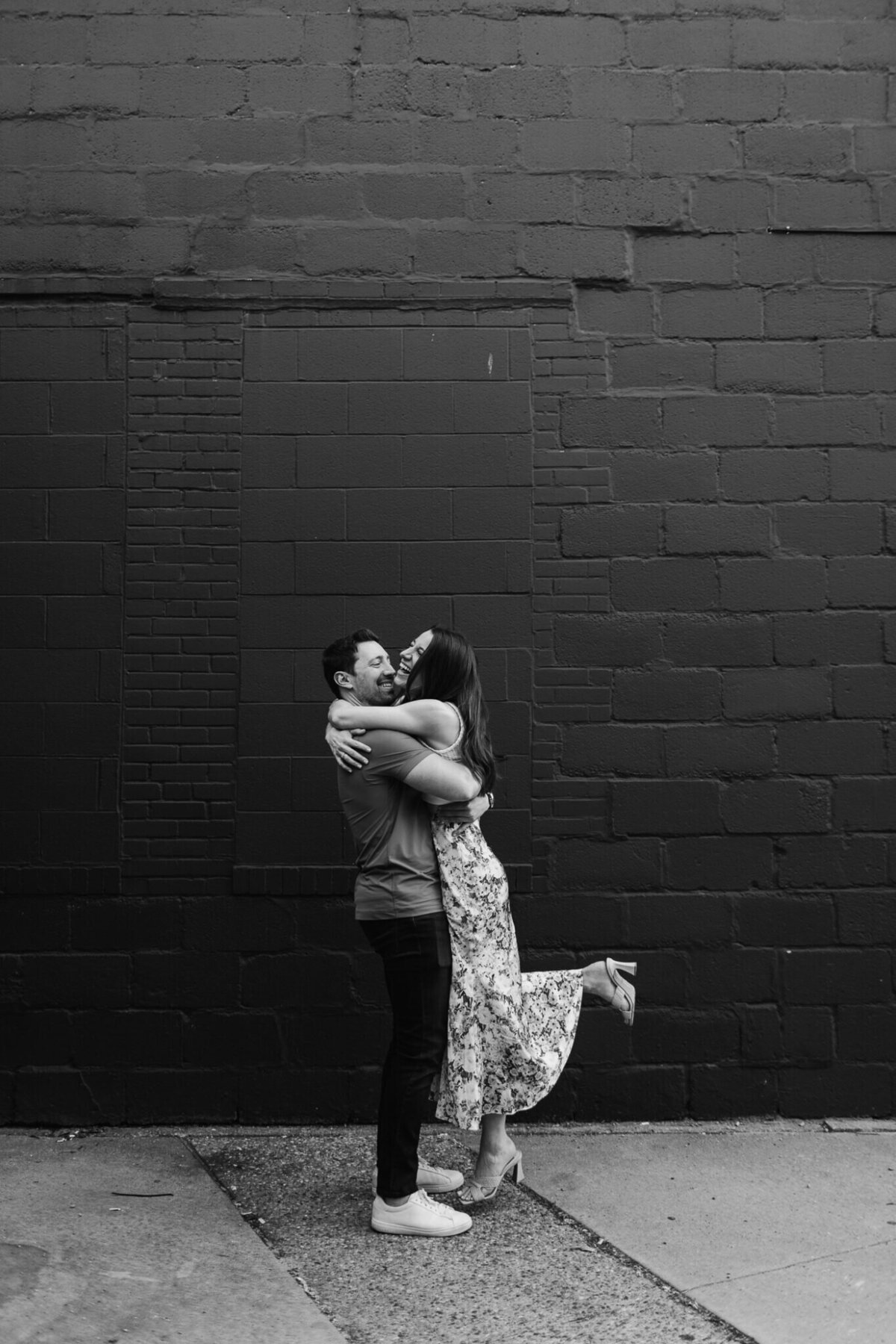 smith-and-co_birmingham-michigan-engagement-23-1365x2048