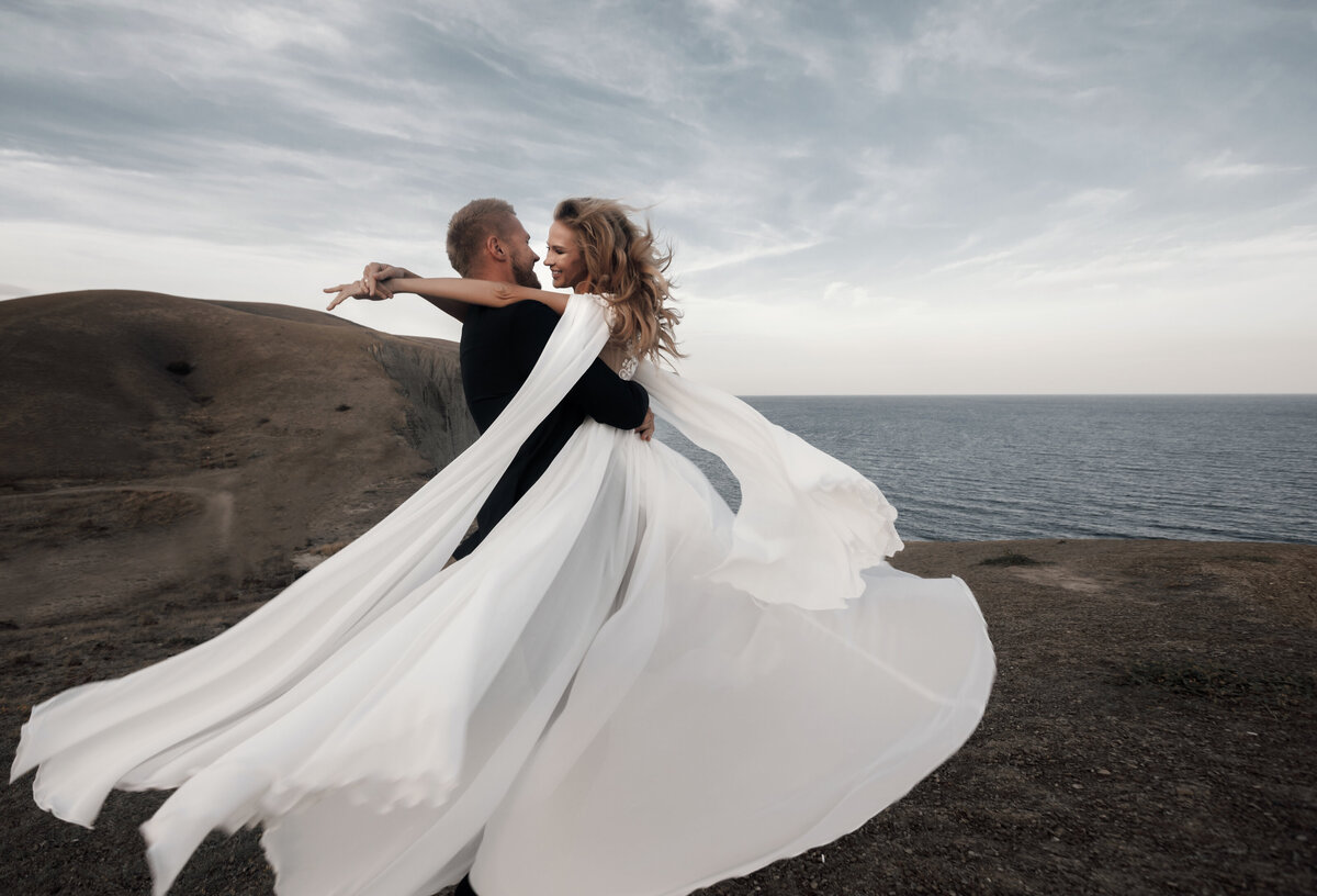 fashion-wedding-couple-wedding-dress