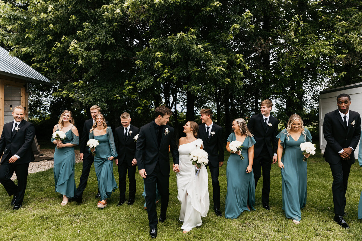 Aaron + Tessa_Sneak Gallery-32