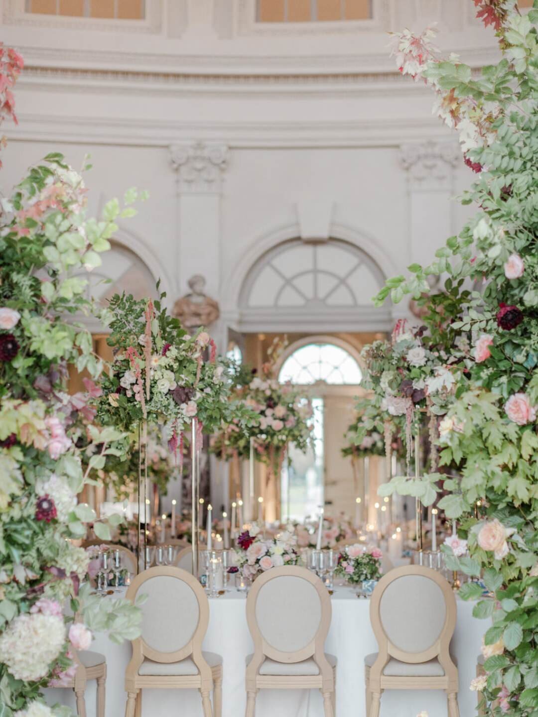 Fairytale Castle Wedding Chateau de Vaux-le-Vicomte France by @alejandrapoupelevents 31