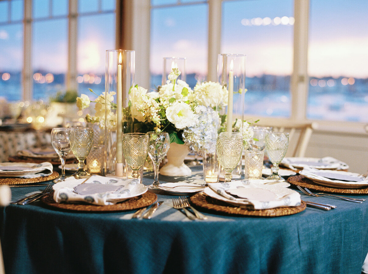 Kate_Murtaugh_Events_New_England_wedding_planner_dining_table_reception