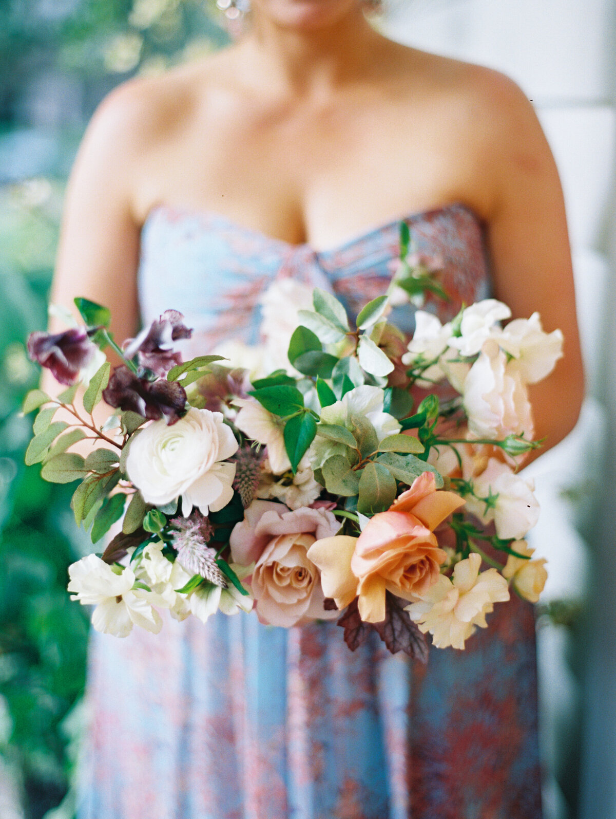 max-owens-design-palmetto-bluff-south-carolina-wedding-06-bridesmaid-bouquet