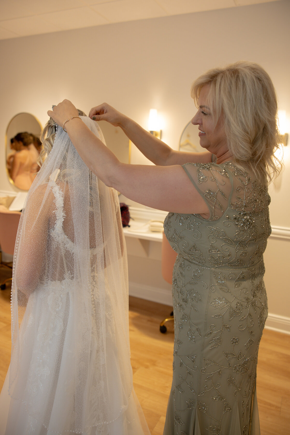 Luminous Treasures Weddings-073