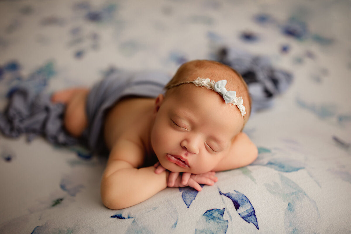 NW Arkansas newborn portrait studio, get newborn photos taken near me, NWA baby photographer