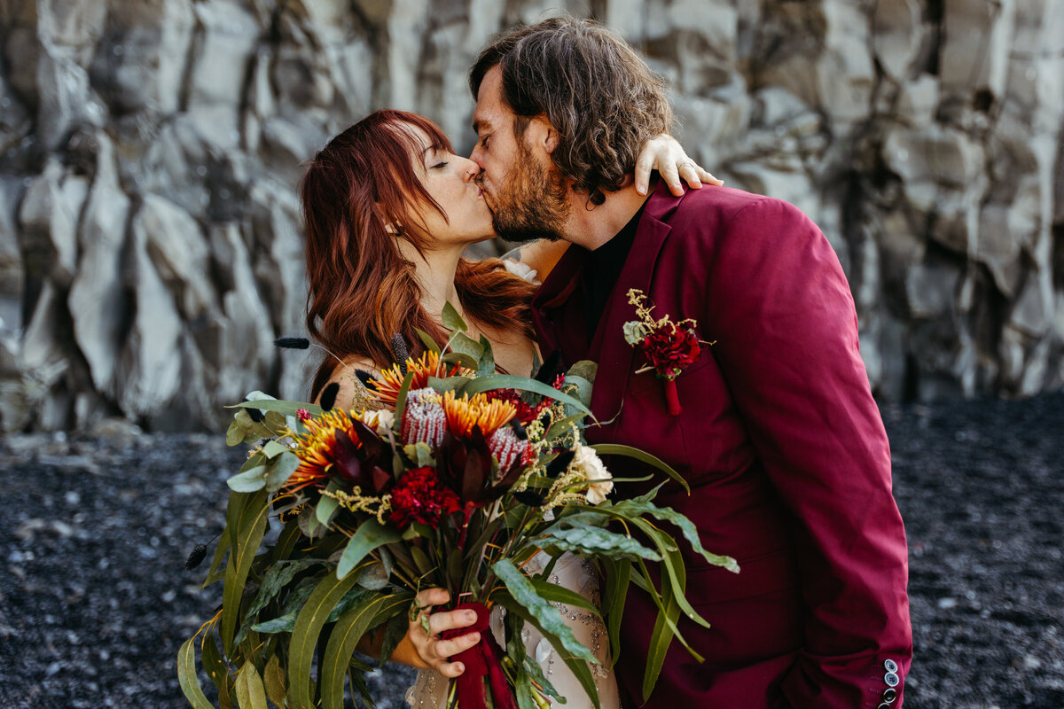 REYNISFJARA Iceland Elopement
