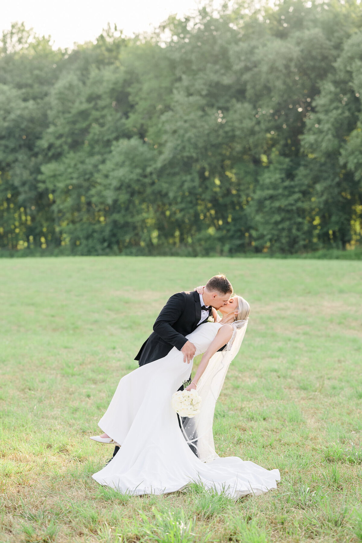 barn-at-white-oaks-wedding-murray-kentucky-109