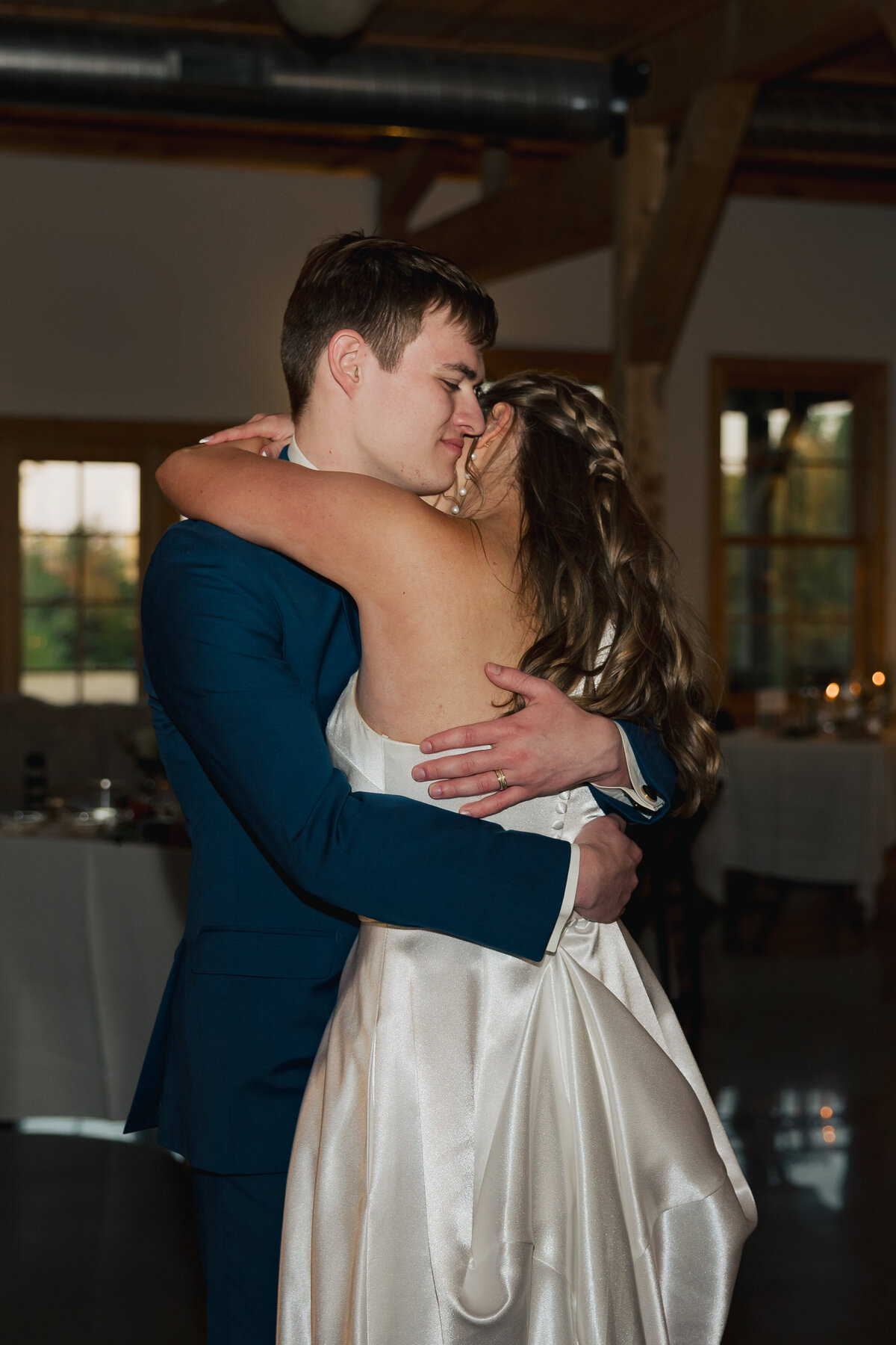 Sydney and Brant's Rustic Midwest Wedding Photography-771