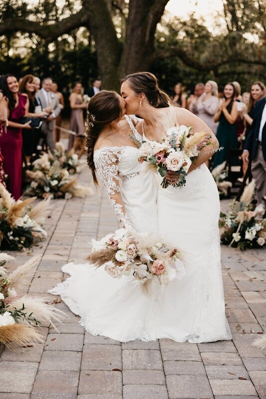 Kelsey_Draven_Wearethebowsers-379_websizeSameSexBohoFlorals