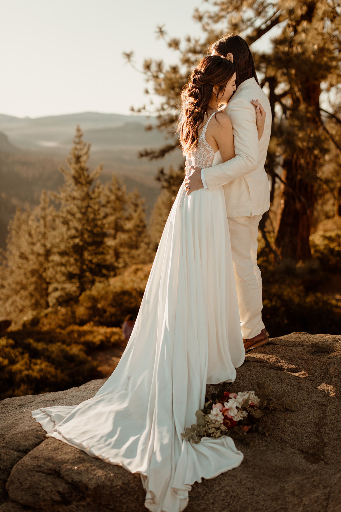 Yosemite wedding photographer