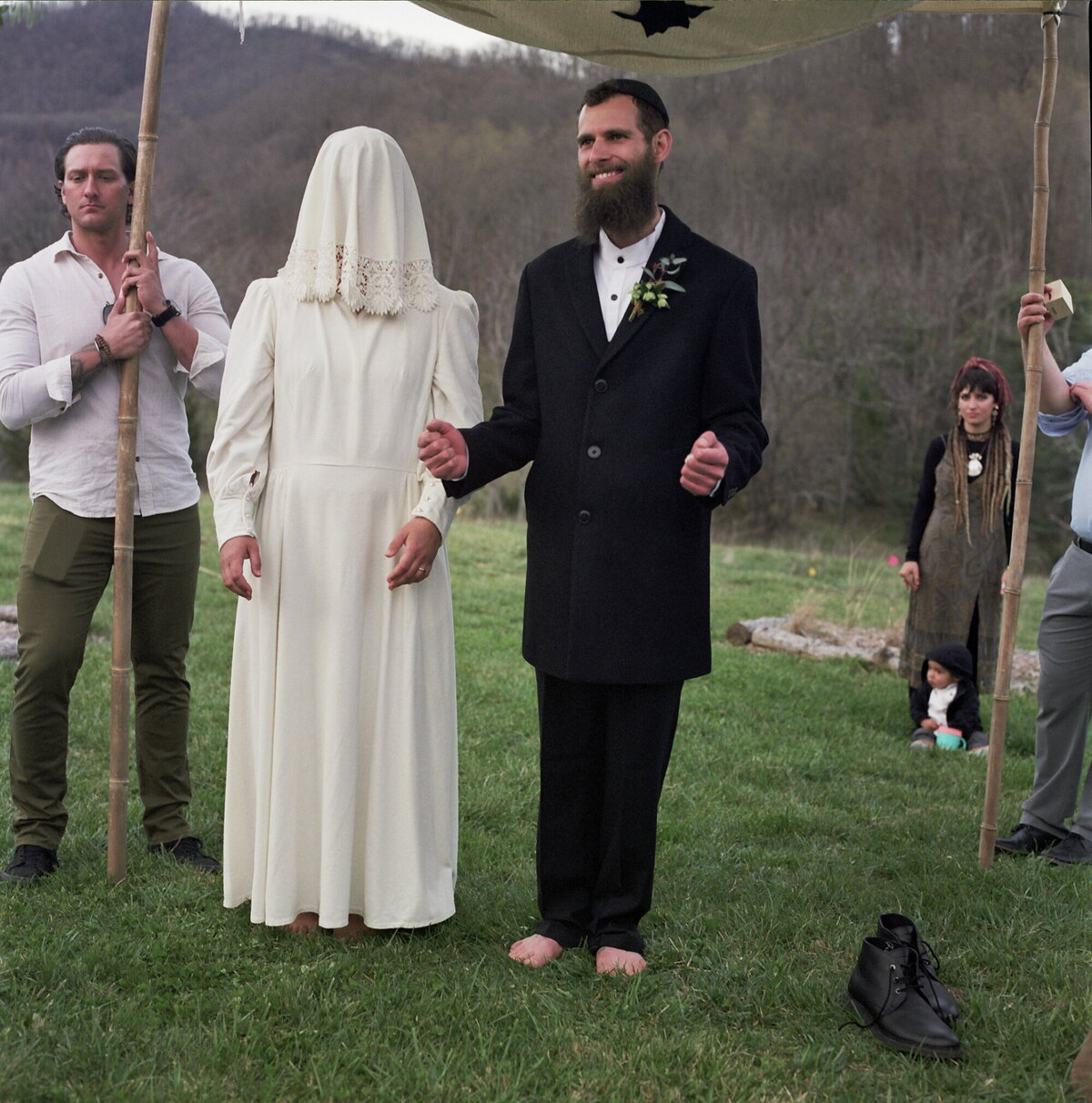 intimate wedding photographer, intimate jewish wedding photographer, long island wedding photographer, analog photographer, analog wedding photographer