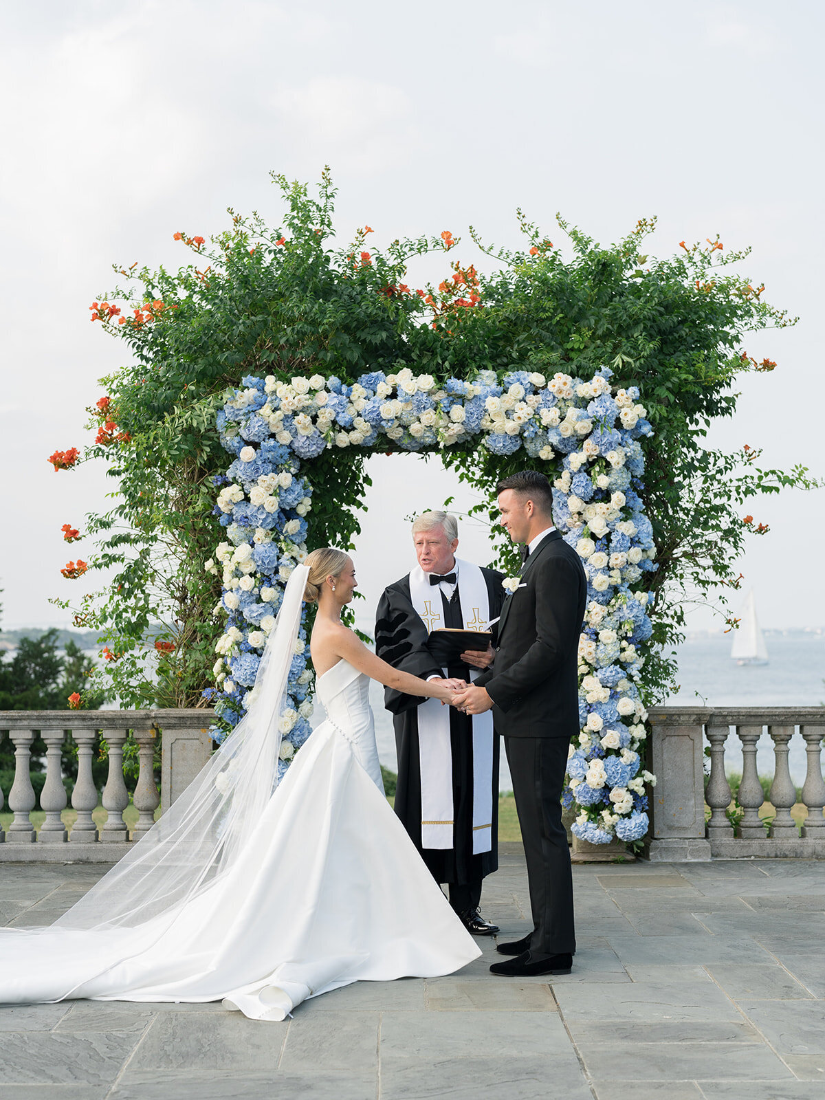 brooke-nash-photography-castle-hill-inn-wedding-1-16
