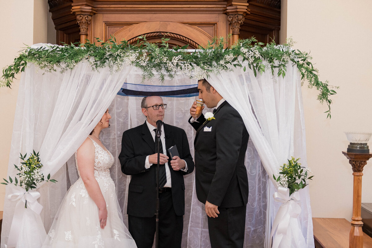 Bride hair accessory close-up