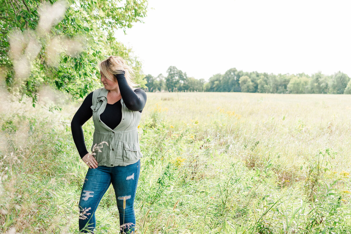 Milwaukee based photographer, Milwaukee wedding photographer, wisconsin photographer, Meredith Mutza Photography, headshot photography, Milwaukee portrait photographer, Milwaukee wisconsin Portraits, Portraits in Milwaukee Wisconsin, Portrait photographer, Headshot Photographer,