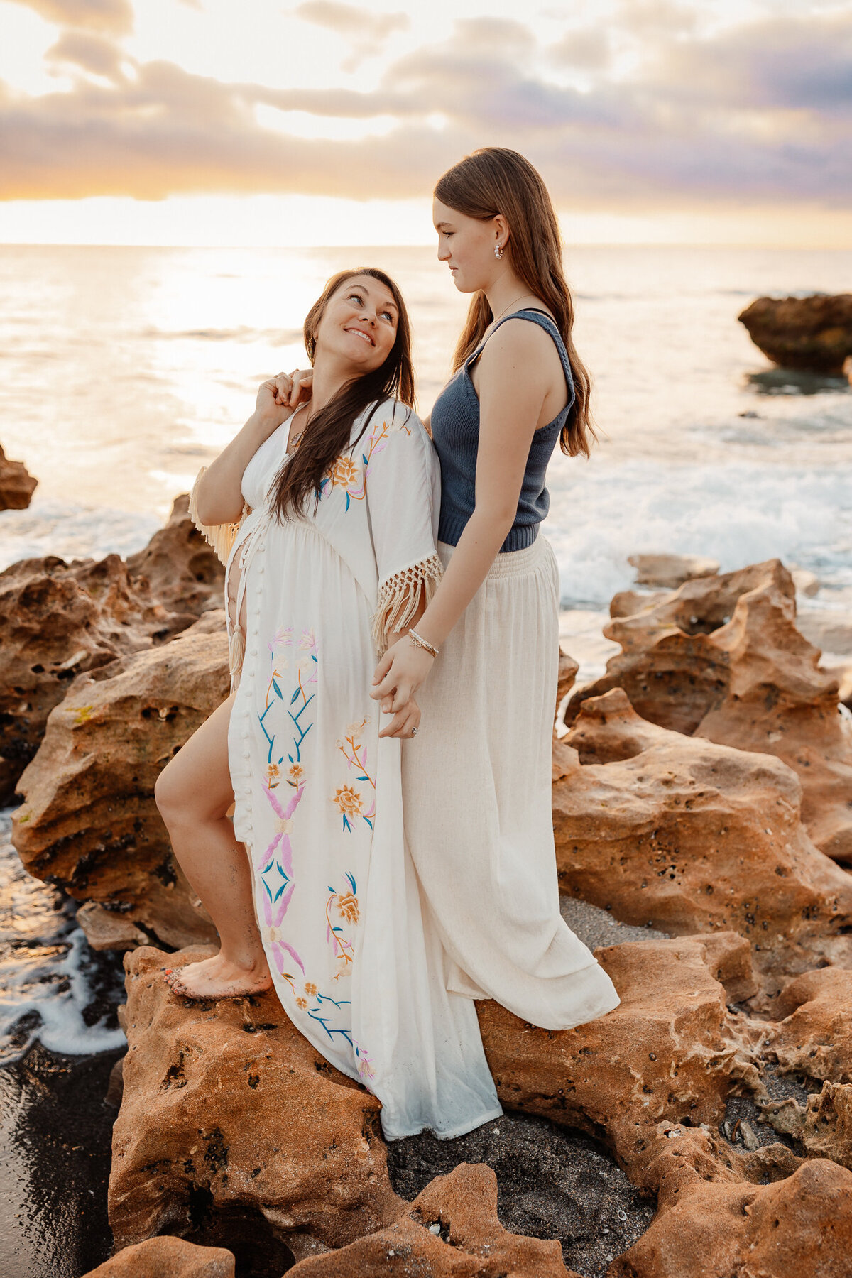 TARA MATERNITY 2025-53