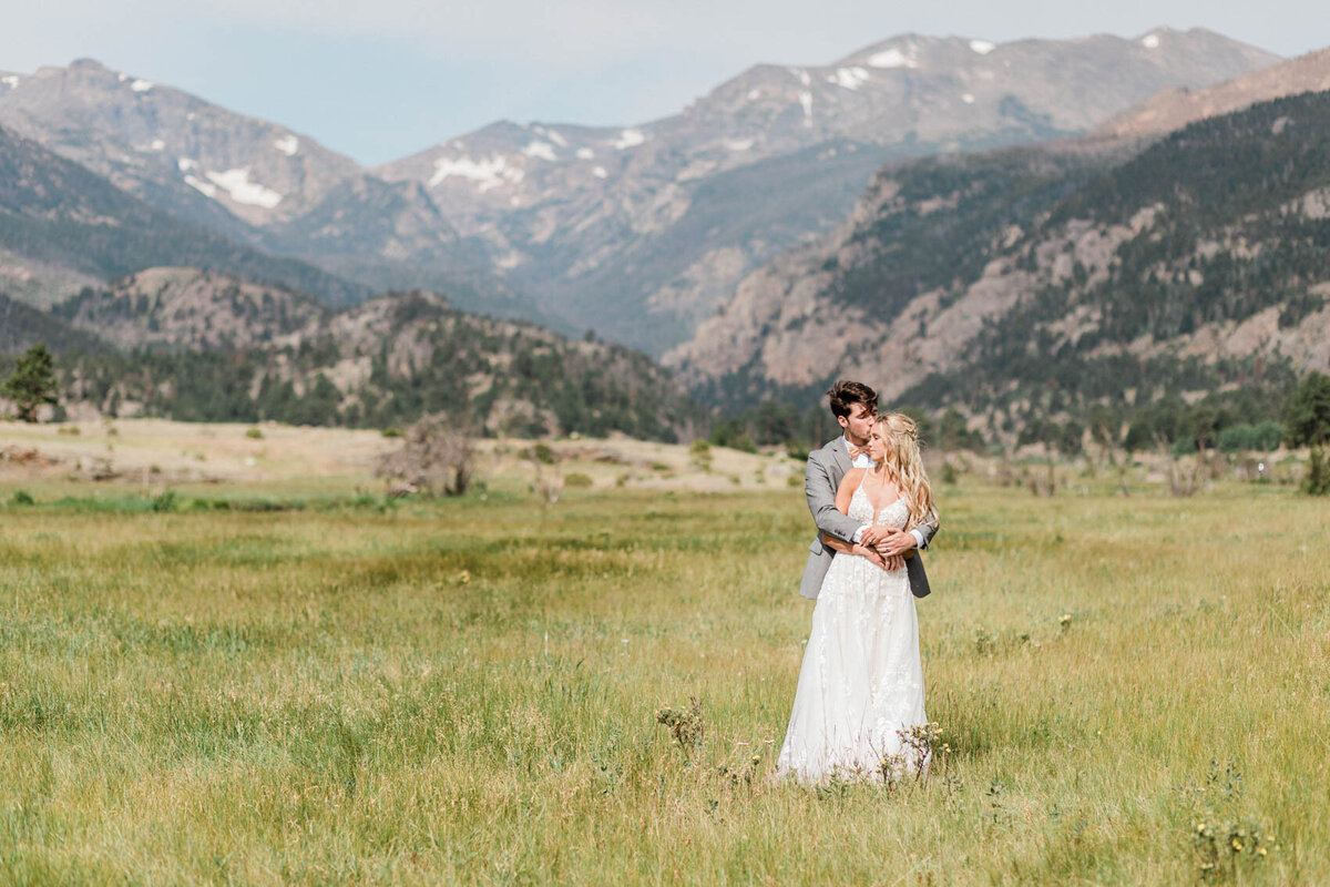 rocky_mountain_national_park_trail_ridge_road_summer_sunrise_elopement_by_colorado_wedding_photographer_diana_coulter-50