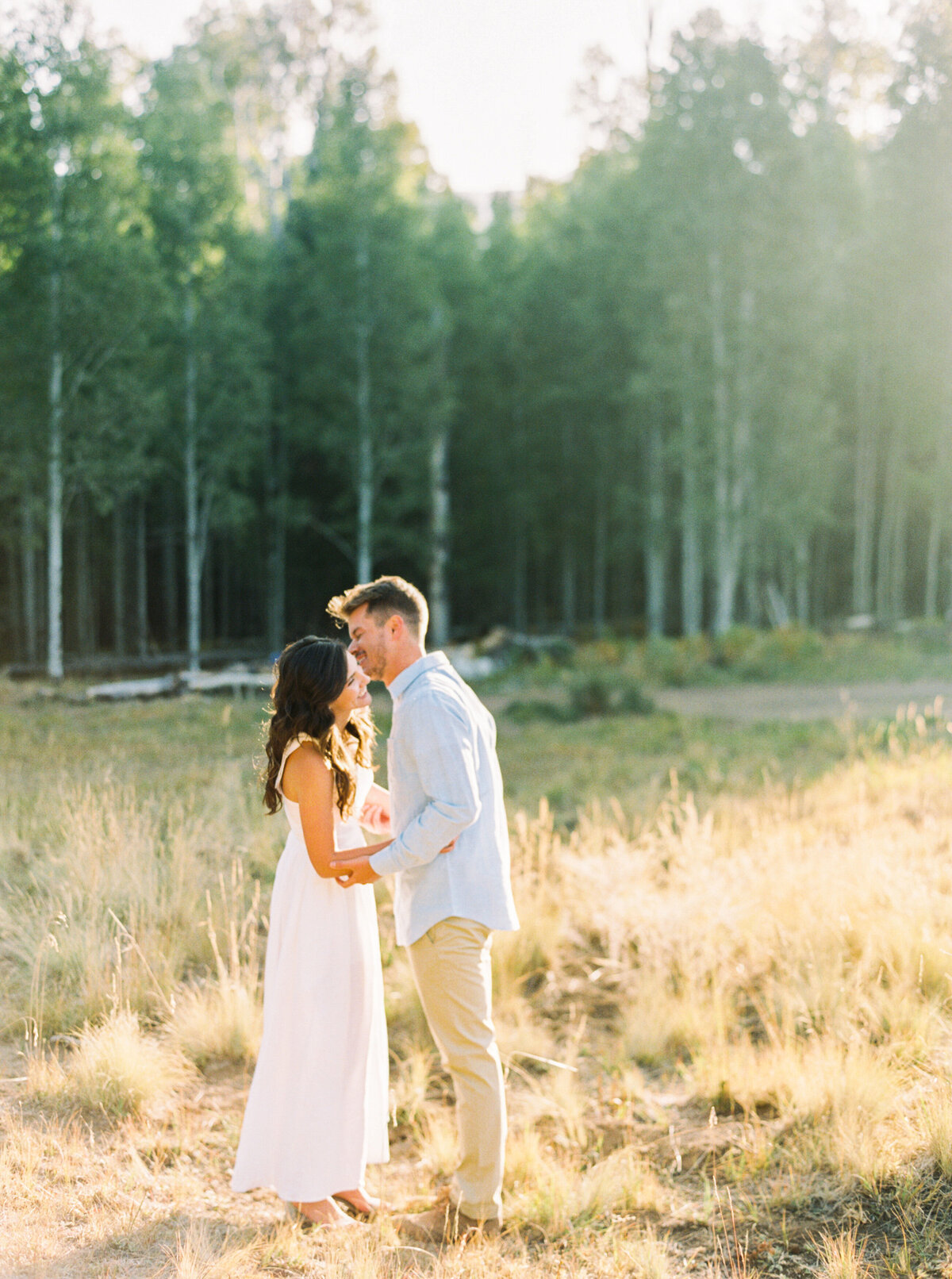 Sam & Tailyr | Engagement Session | Aspen Corner, Flagstaff, Arizona | Mary Claire Photography | Arizona & Destination Fine Art Wedding Photographer