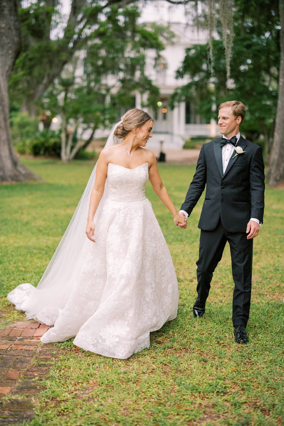 A wedding at the Goodwood Museum & Gardens in Tallahassee, FL - 22