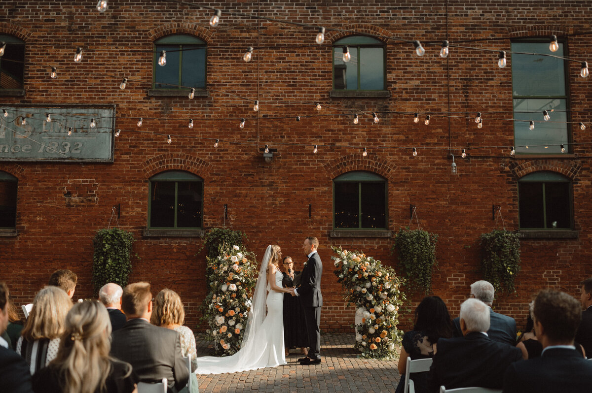 AllieJenningsPhoto-MCGregWedding-SNEAKPEEKS-76