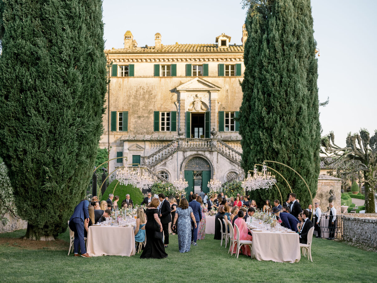 Brides_Villa-Cetinale-Italy_Redamancy-Photo-and-Film_119