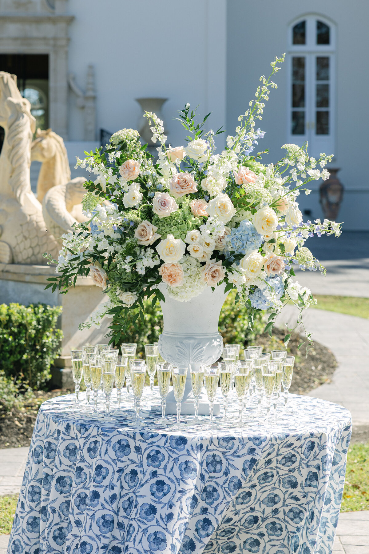 chateau-nouvelle-wedding-flowers-the-lilee-cottage9