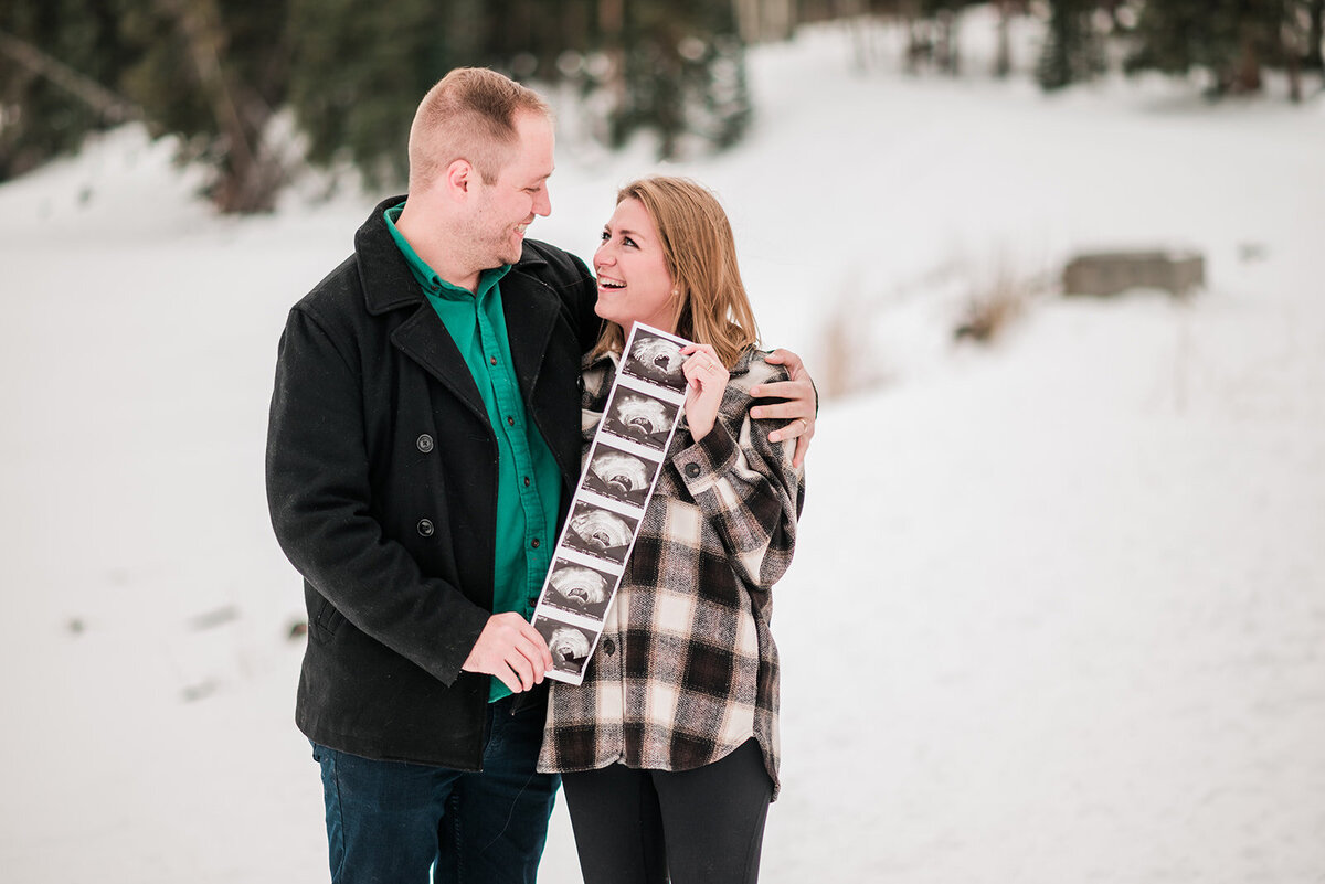 grand-mesa-pregnancy-announcement_0010_websize