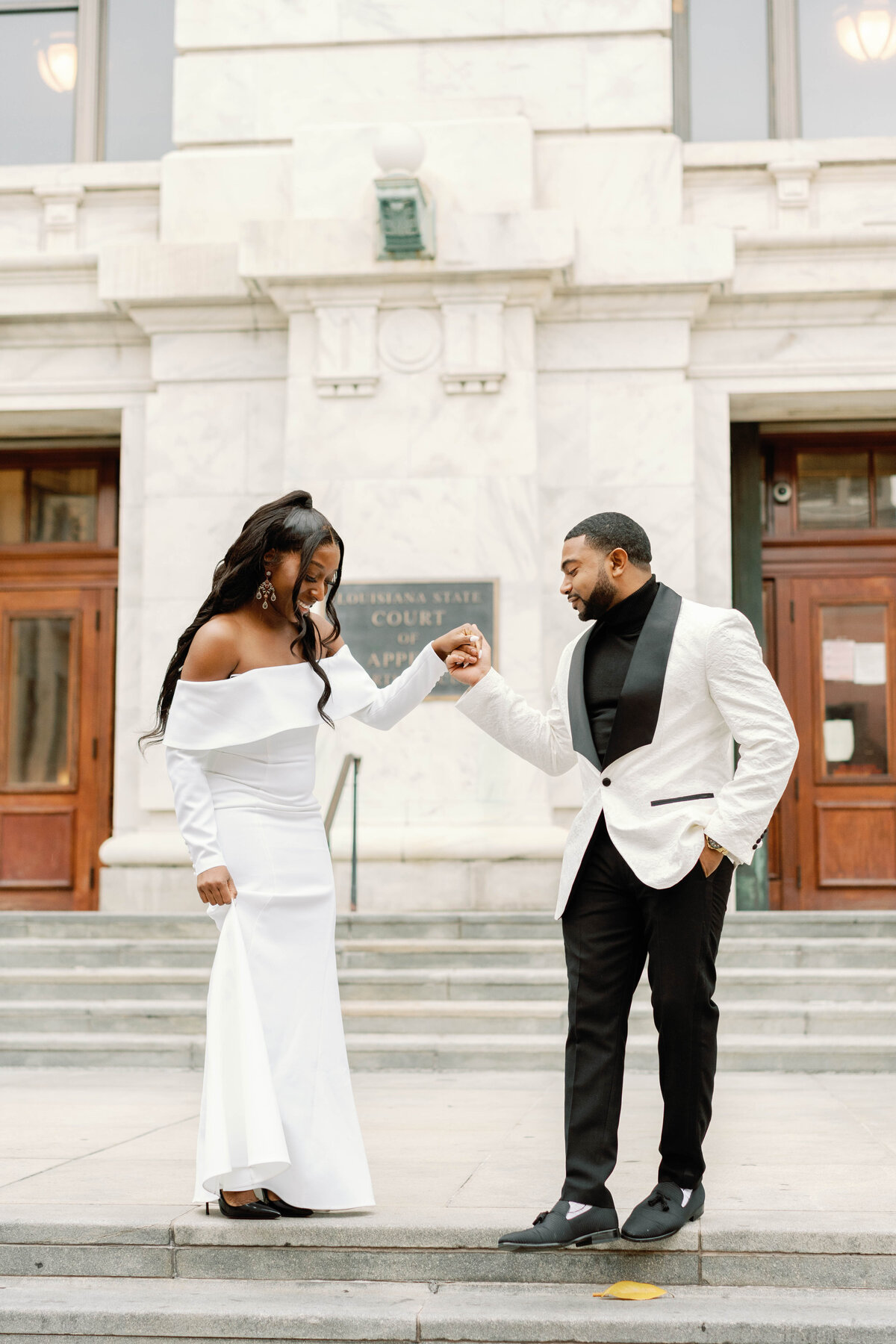 Ultra-Glam-New Orleans-French-Quarter-Engagement-Session-Photos-09410