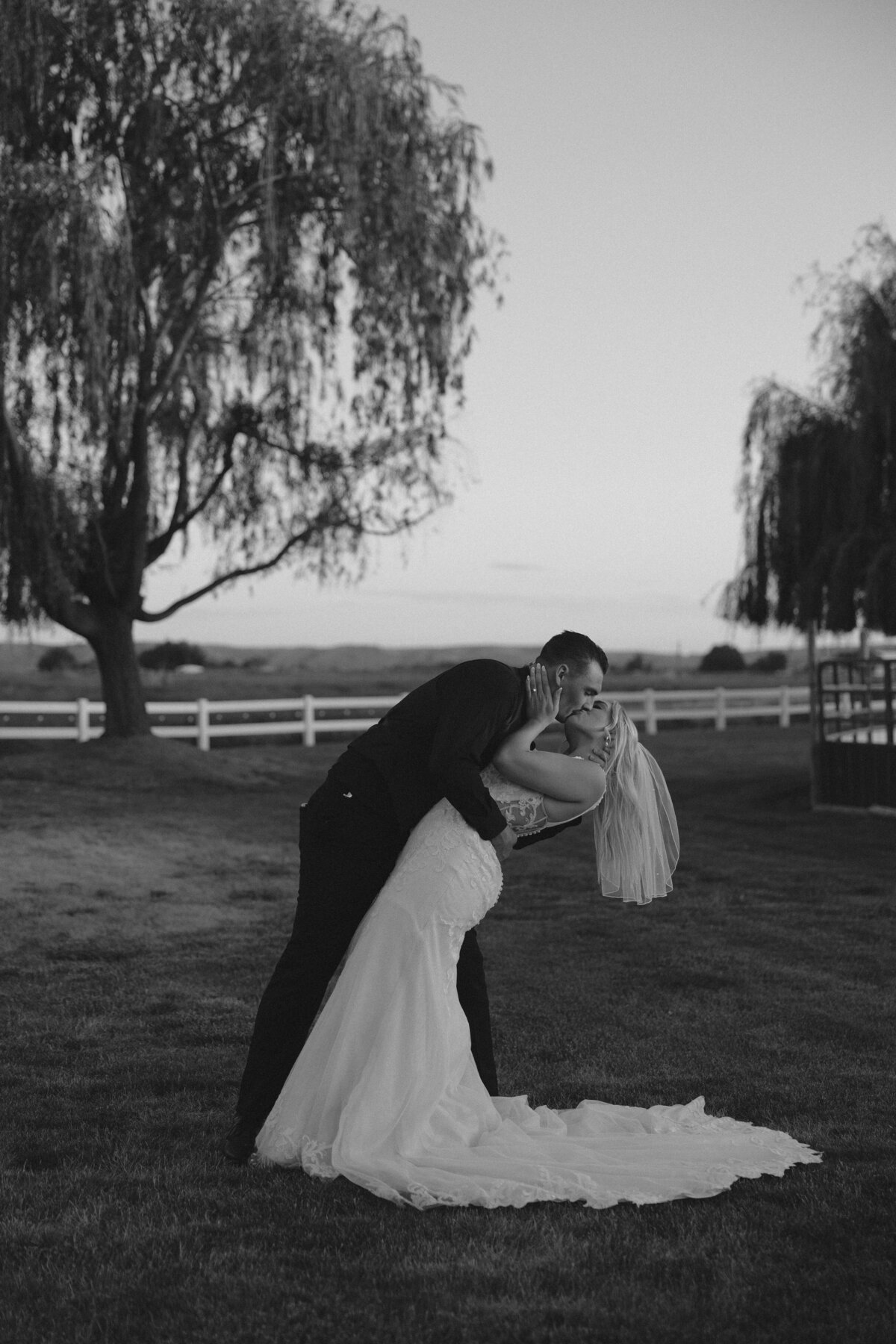 BillieFruitPhotography-C+BwedSNEAK-57