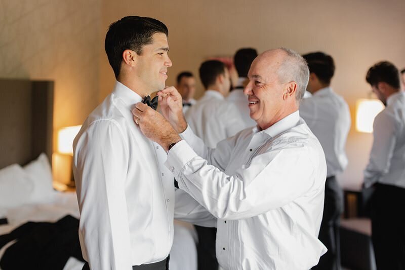 Classic Wedding at City Church of Evansville with Reception at ECC093