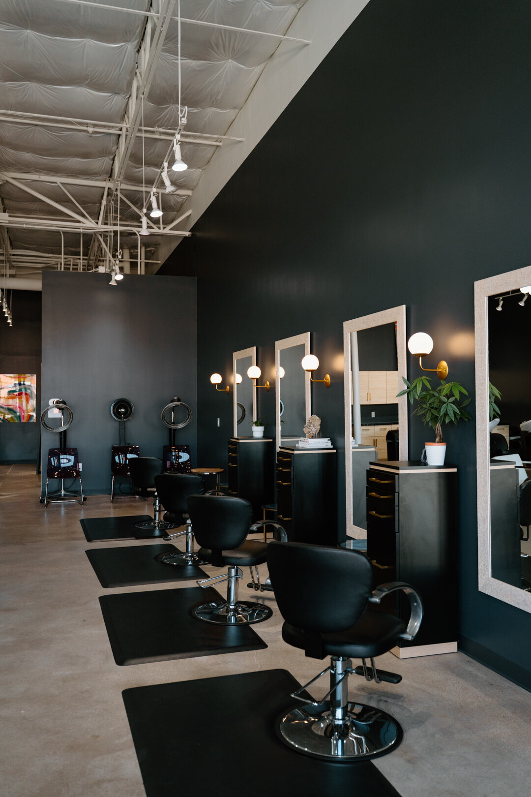 Best-Hair-Salons-Dallas-Texas-Highlights-Coloring-Haircut-Scene