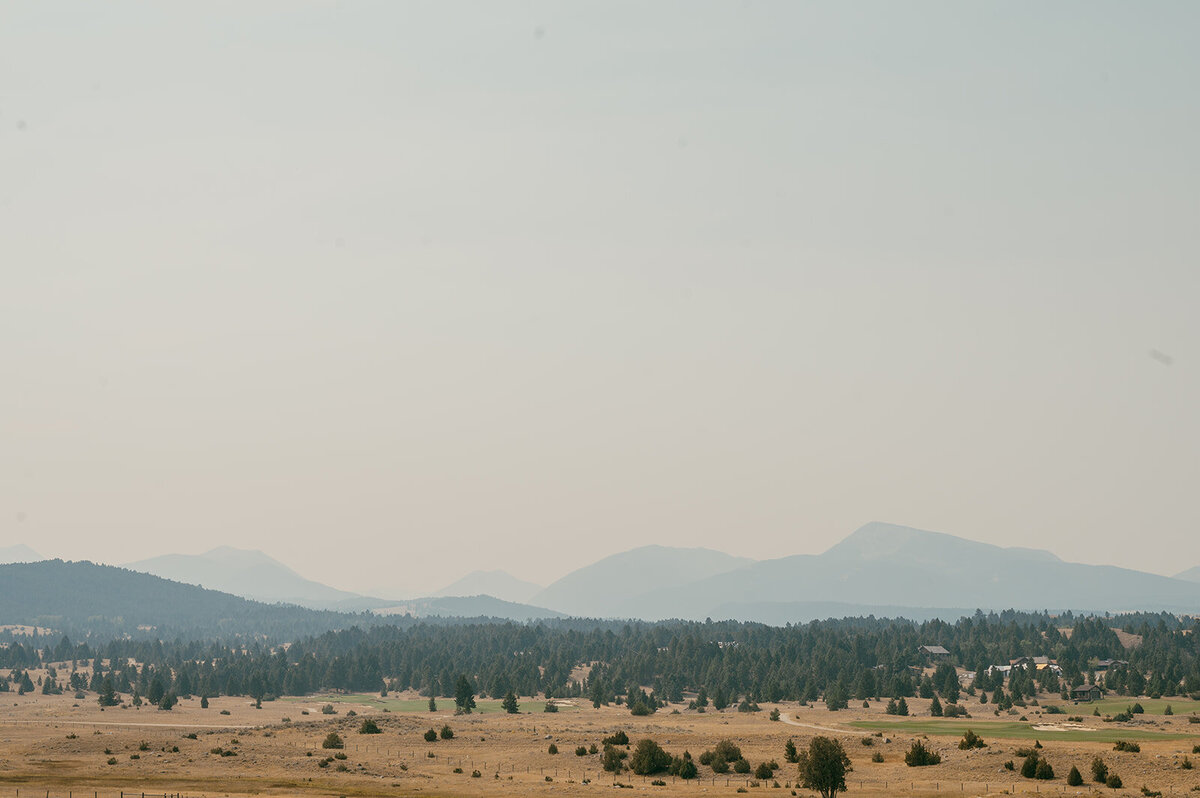 presley-gray-photo-Deerlodge-rustic-western-Montana-wedding-3083
