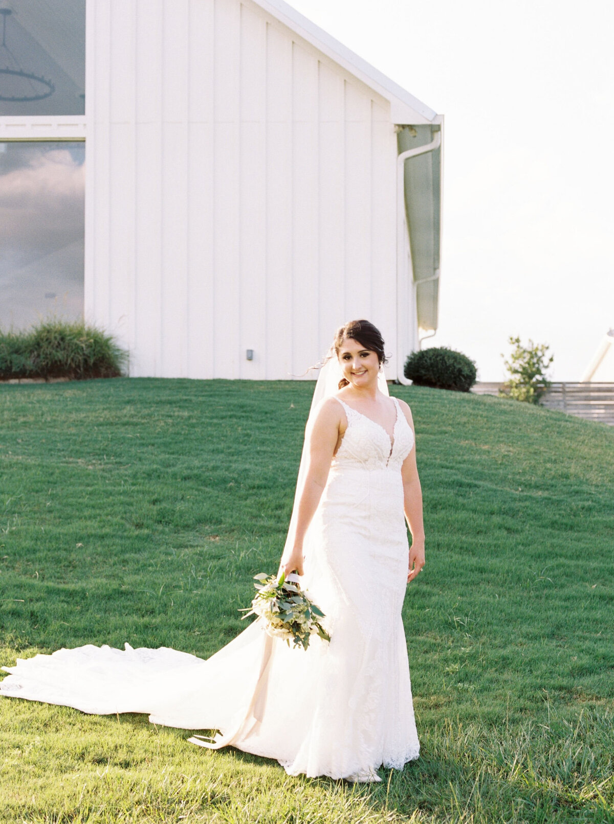 KBrancato-Farmhouse-Bridals-10821_03