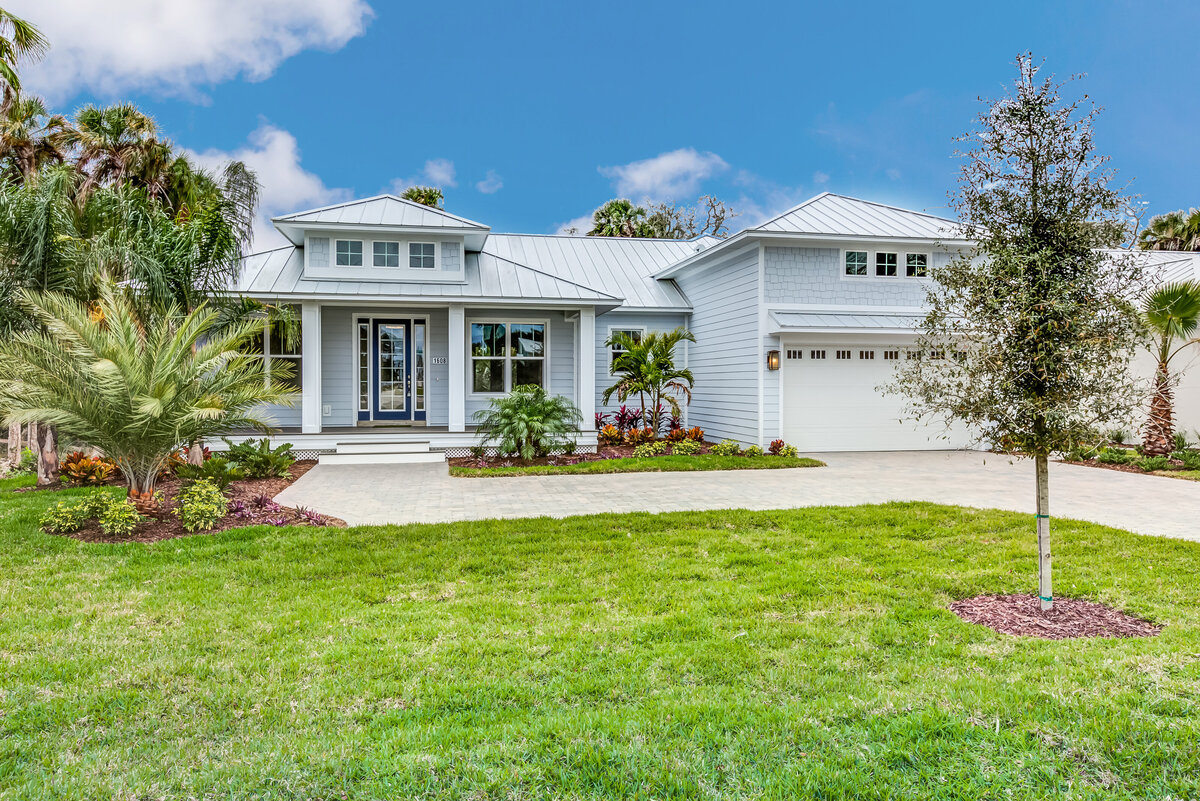 1608 Saxon Drive_03