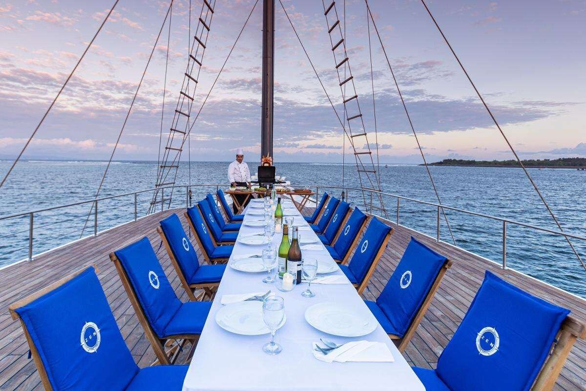 Zen Scubaspa Luxury Liveaboard Raja Ampat Dining