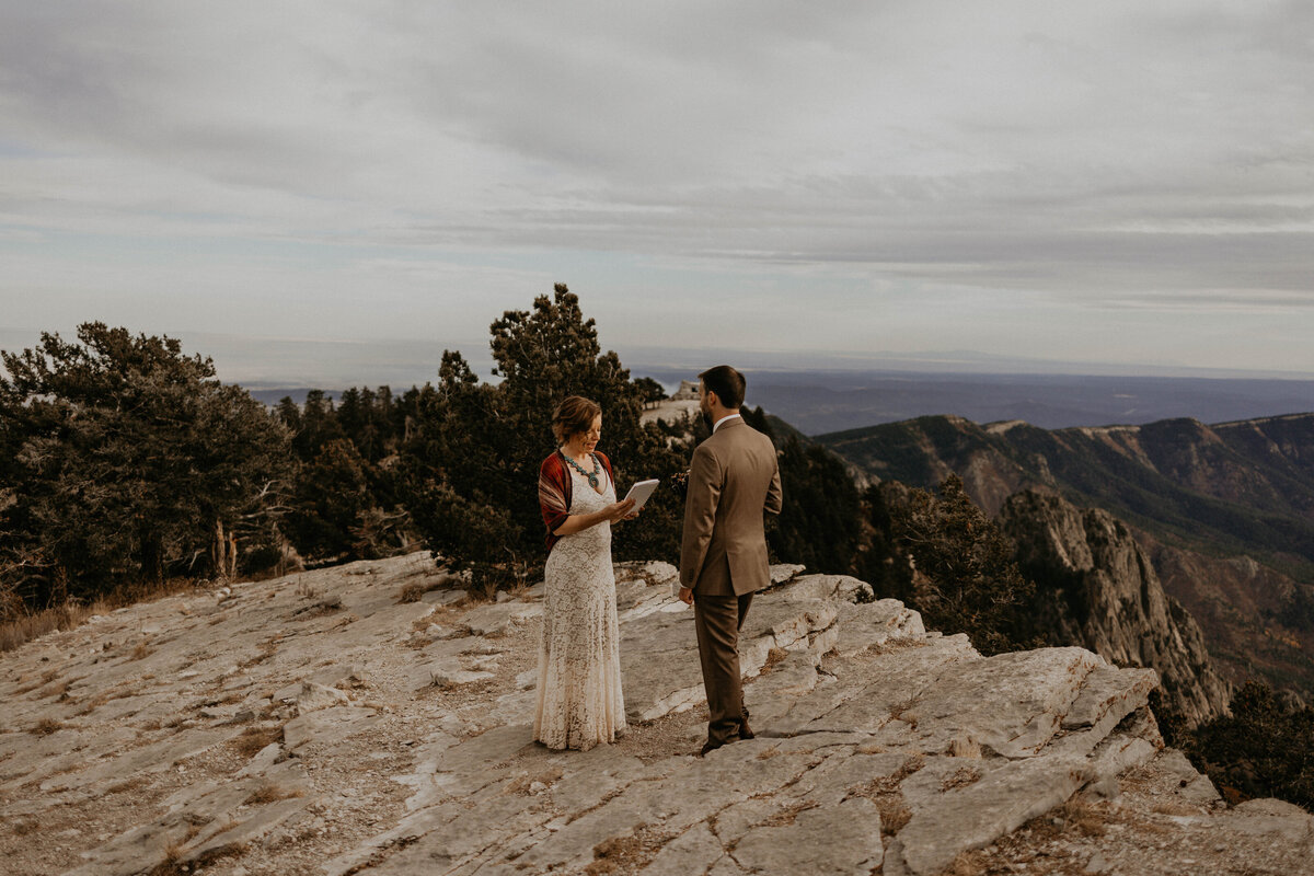 jemez-pueblo-sandia-crest-2-day-elopement-new-mexico-24