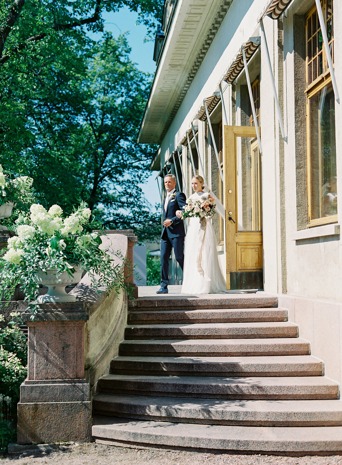 Vicki_Grafton_Photography-Finland_Wedding-Destination Luxury Fine Art Film Photographer Bride Martha Stewart78