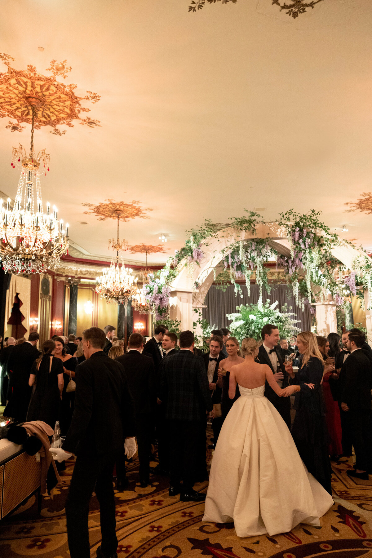 chicago-luxury-winter-wedding-at-old-st-pats-85