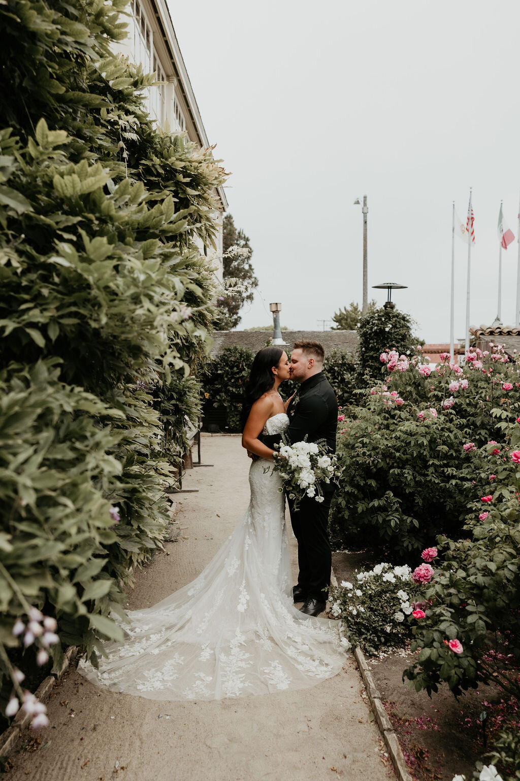 Modern-Rustic-Monterey-Wedding-SF-juju-422