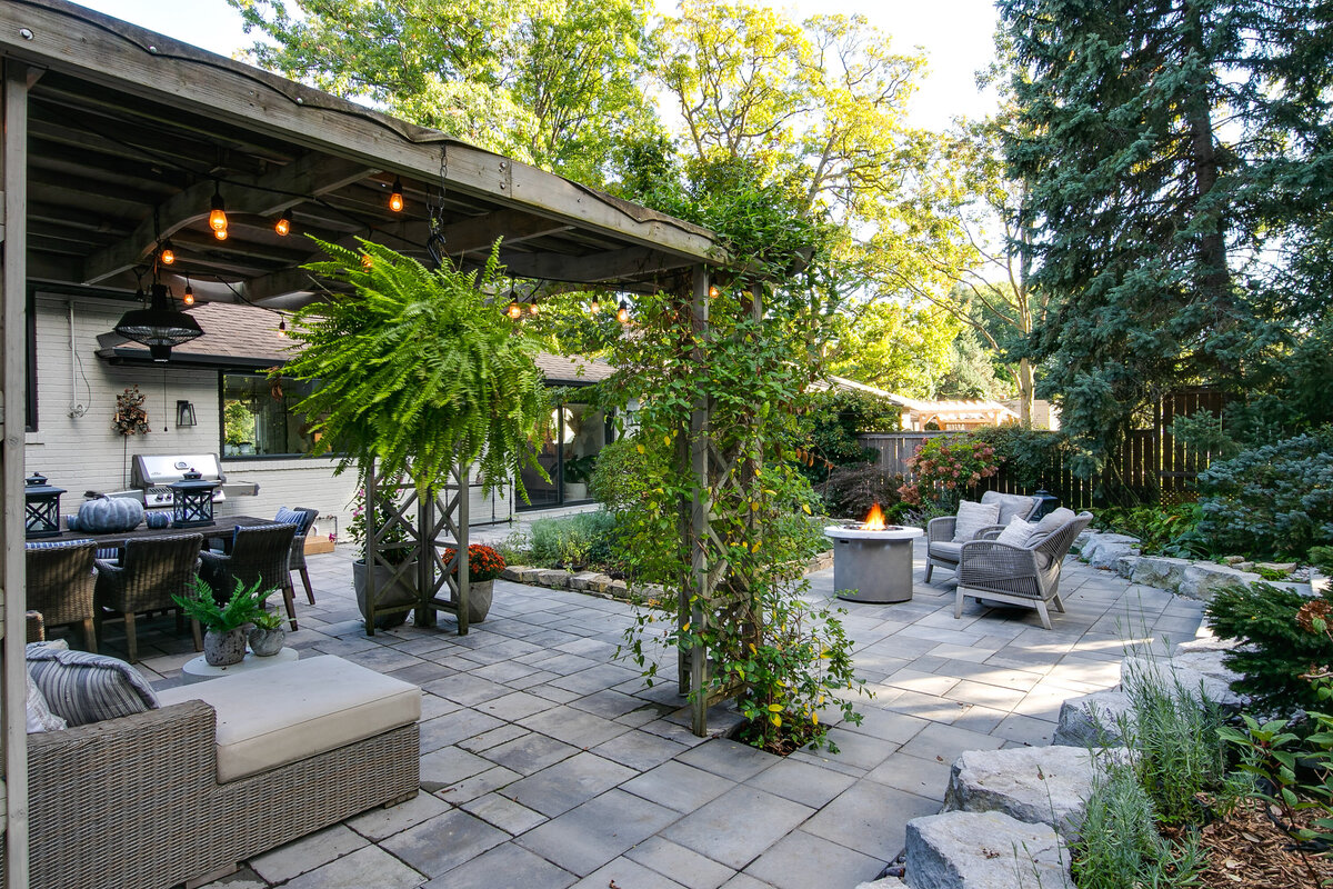 062_Backyard